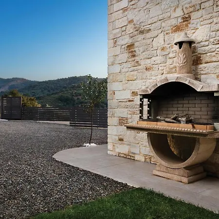 Piedra Villa *